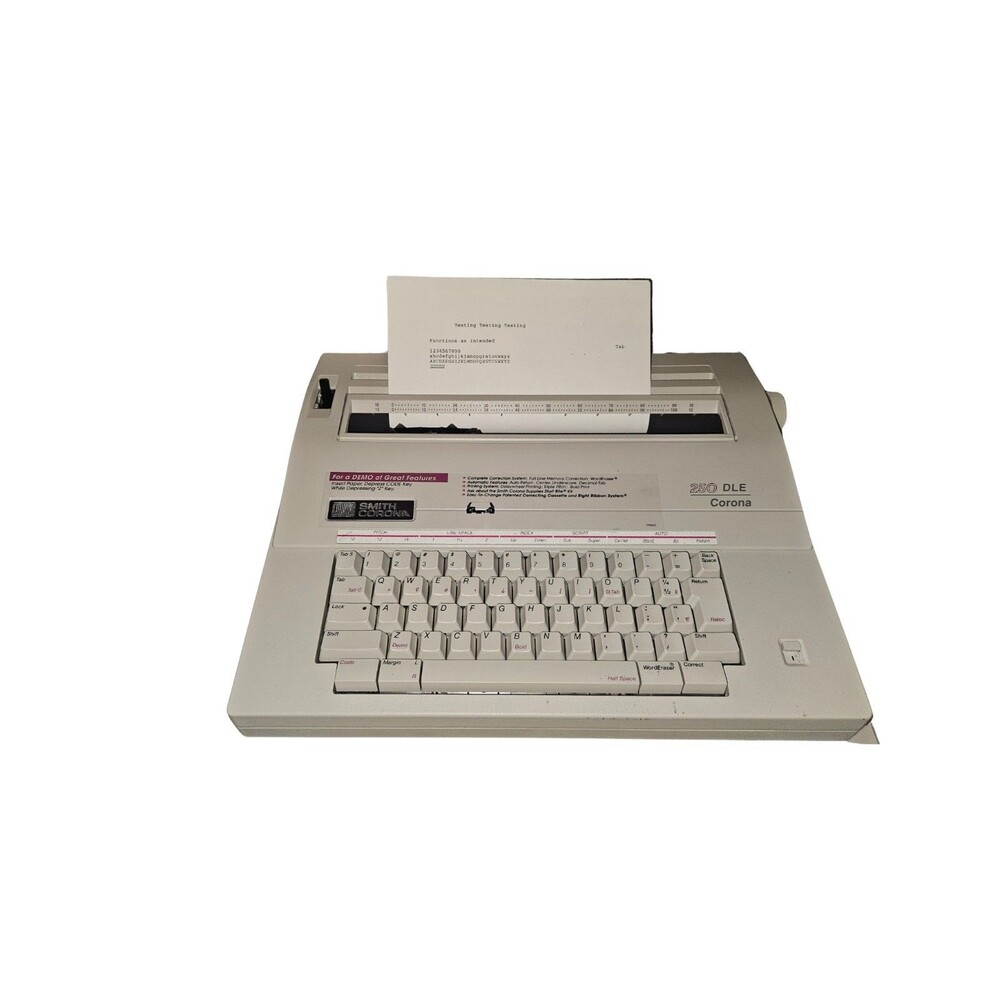 Smith Corona Model 250 DLE 5A VTG Electronic Typewriter With Cover